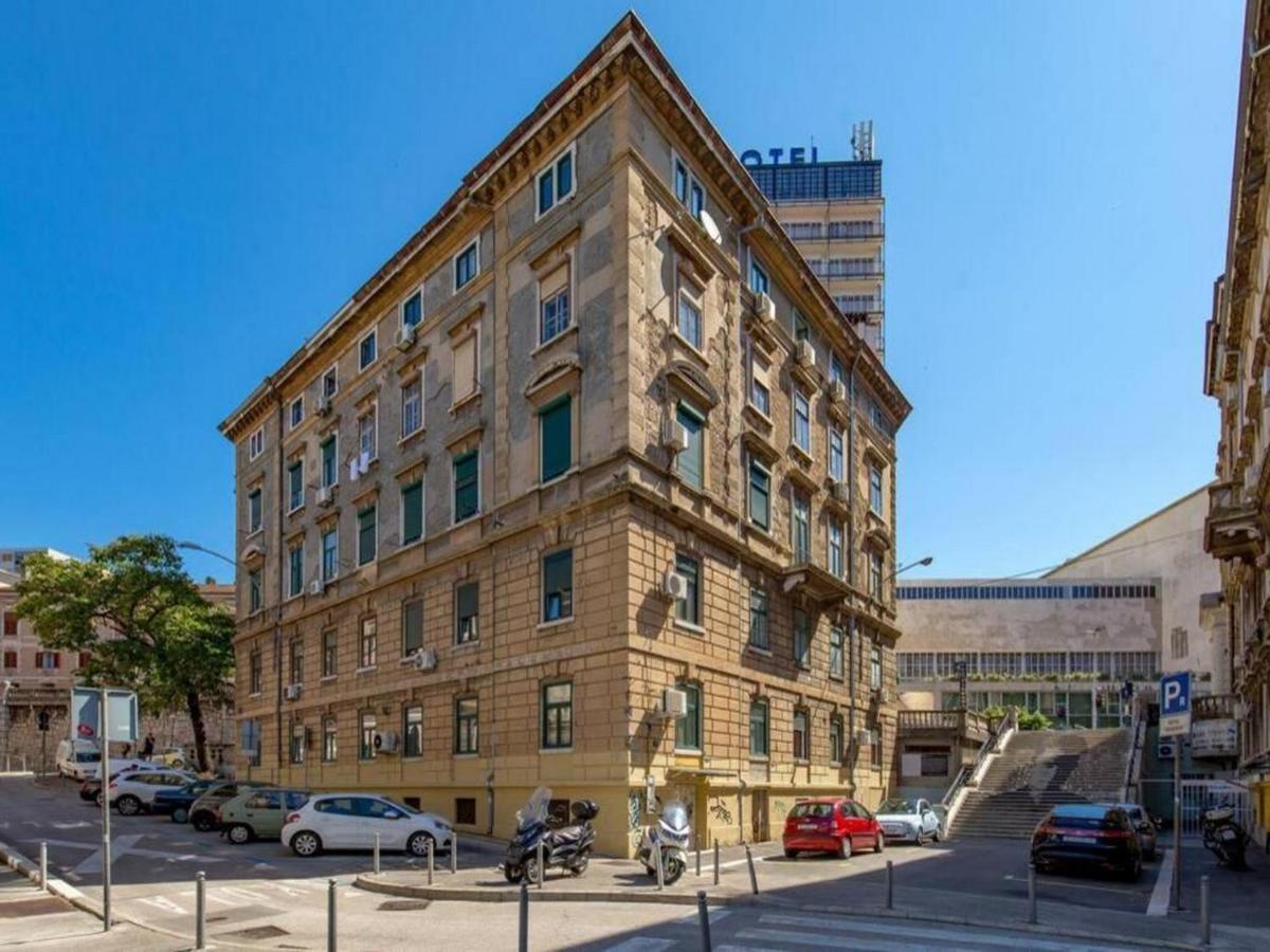 Apartman Karesa -Rijeka Eksteriør bilde